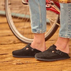 Birkenstock Boston in Black